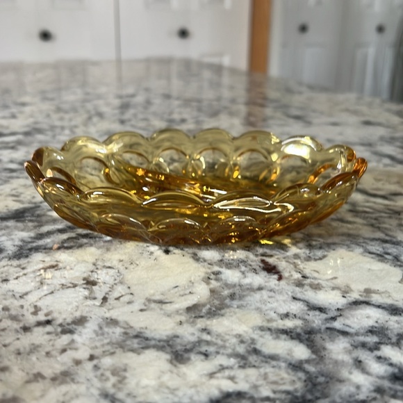 Anchor Hocking Fairfield Amber Divided Dish - Picture 5 of 6